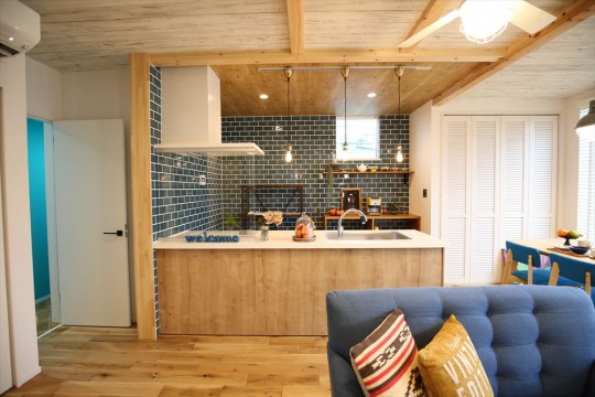 株式会社 山築 カリフォルニアスタイルのキューブの家 キッチン